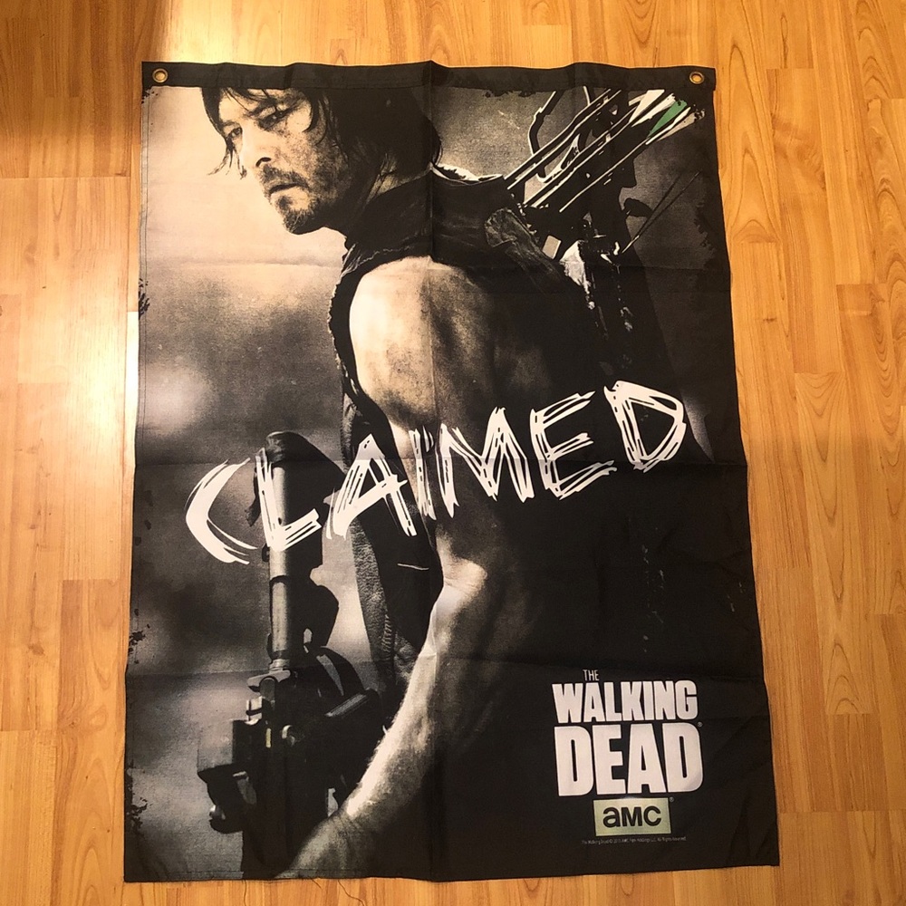 Calhoun Sportswear AMC’s The Walking Dead “Claimed” Tapestry